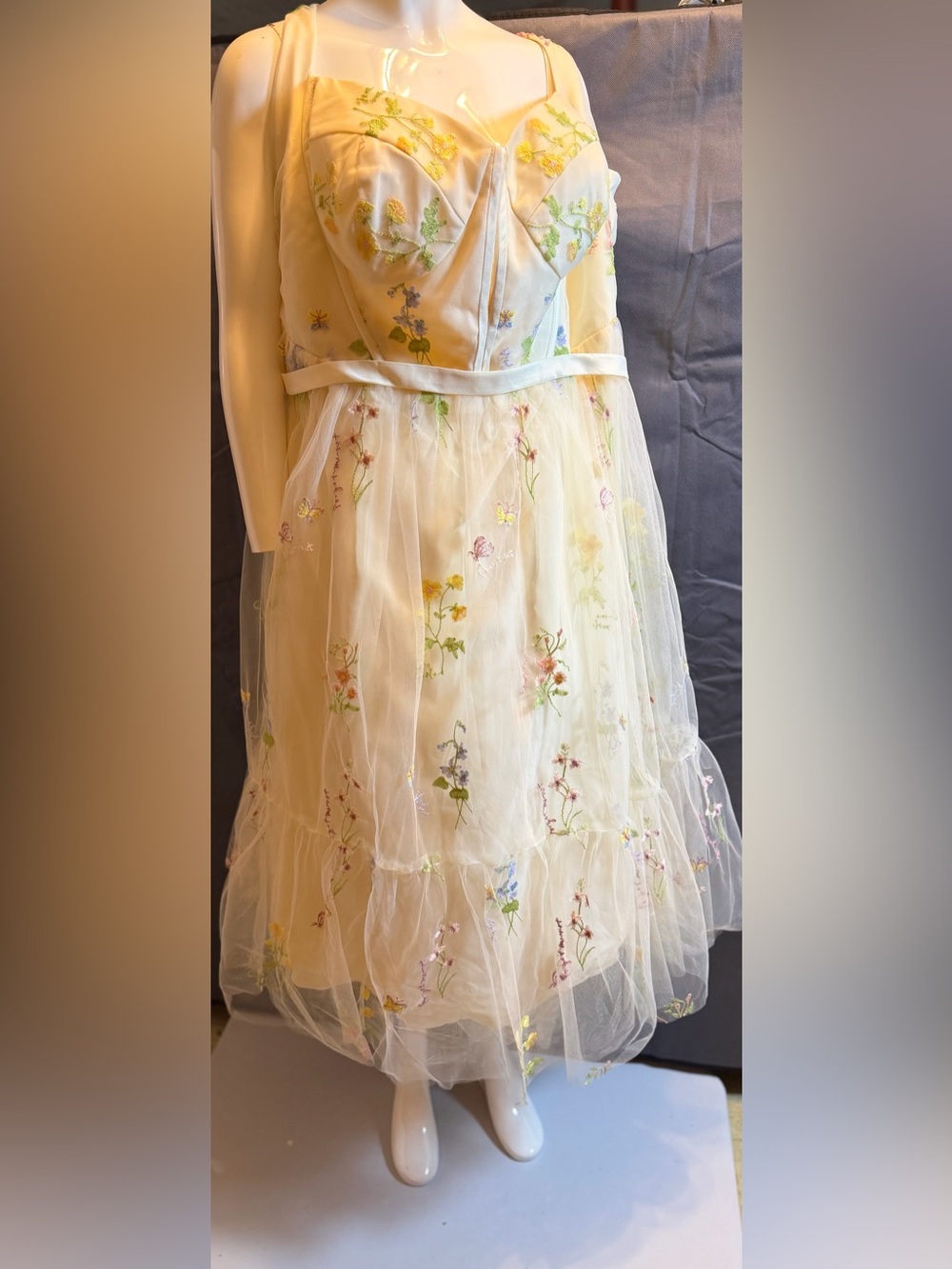 Women’s Yellow Floral Embroidered Tulle Dress